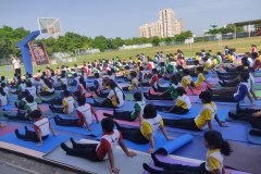 Students-Yogaday-2